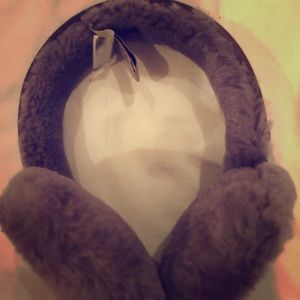 Ugh earmuffs